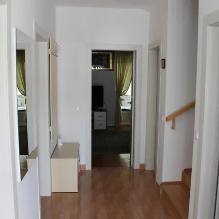 Spacious هفار