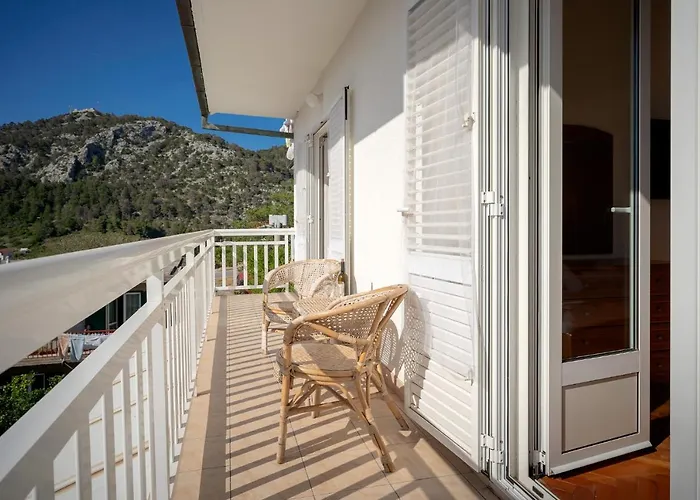 Apartment Spacious Hvar Town