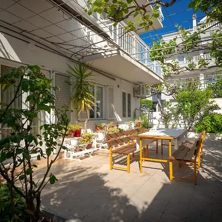 Spacious * חוואר