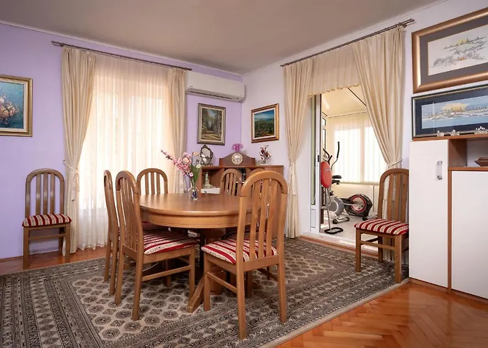 Lägenhet Spacious *